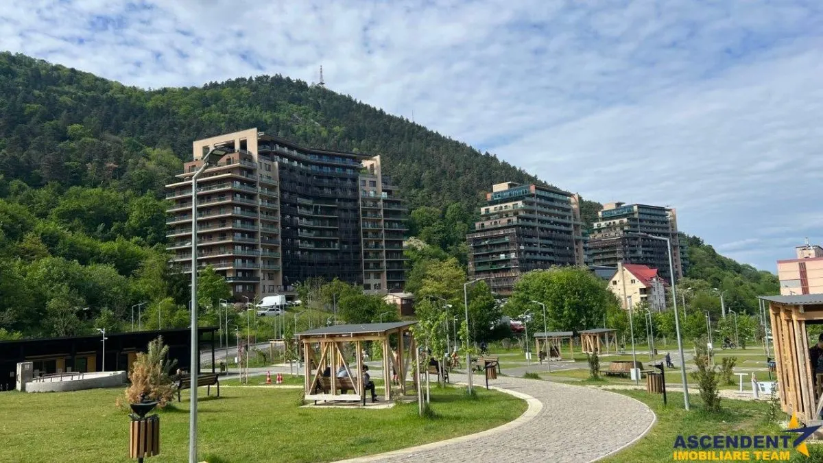 Racadau, Brasov - foto 2
