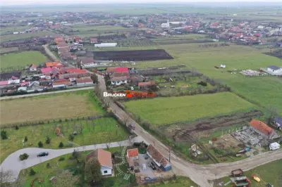 Teren intravilan de 2.623 mp in Les â€“ la 20 min de Oradea - foto 3