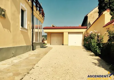 Vila, incadrata de 2.200 mp teren - foto 6