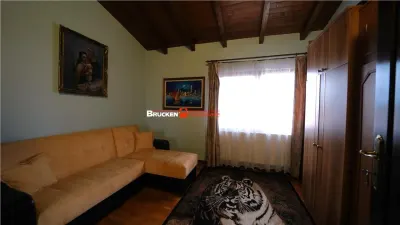 Casa P+M cu demisol | Zona Iosia, Oradea â€” 153,3 mp utili - foto 8