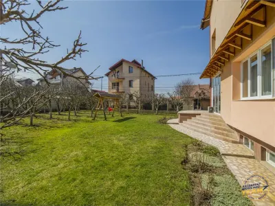 Trei imobile speciale, deschidere variante destinatie, incadrata pe 1.100 mp teren, Brasov - foto 3