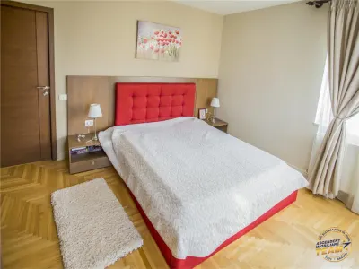 Trei imobile speciale, deschidere variante destinatie, incadrata pe 1.100 mp teren, Brasov - foto 5