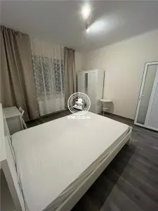 Apartament cu 3 camere  de vanzare  Tg Cucu - Podul de Fier, - foto 8