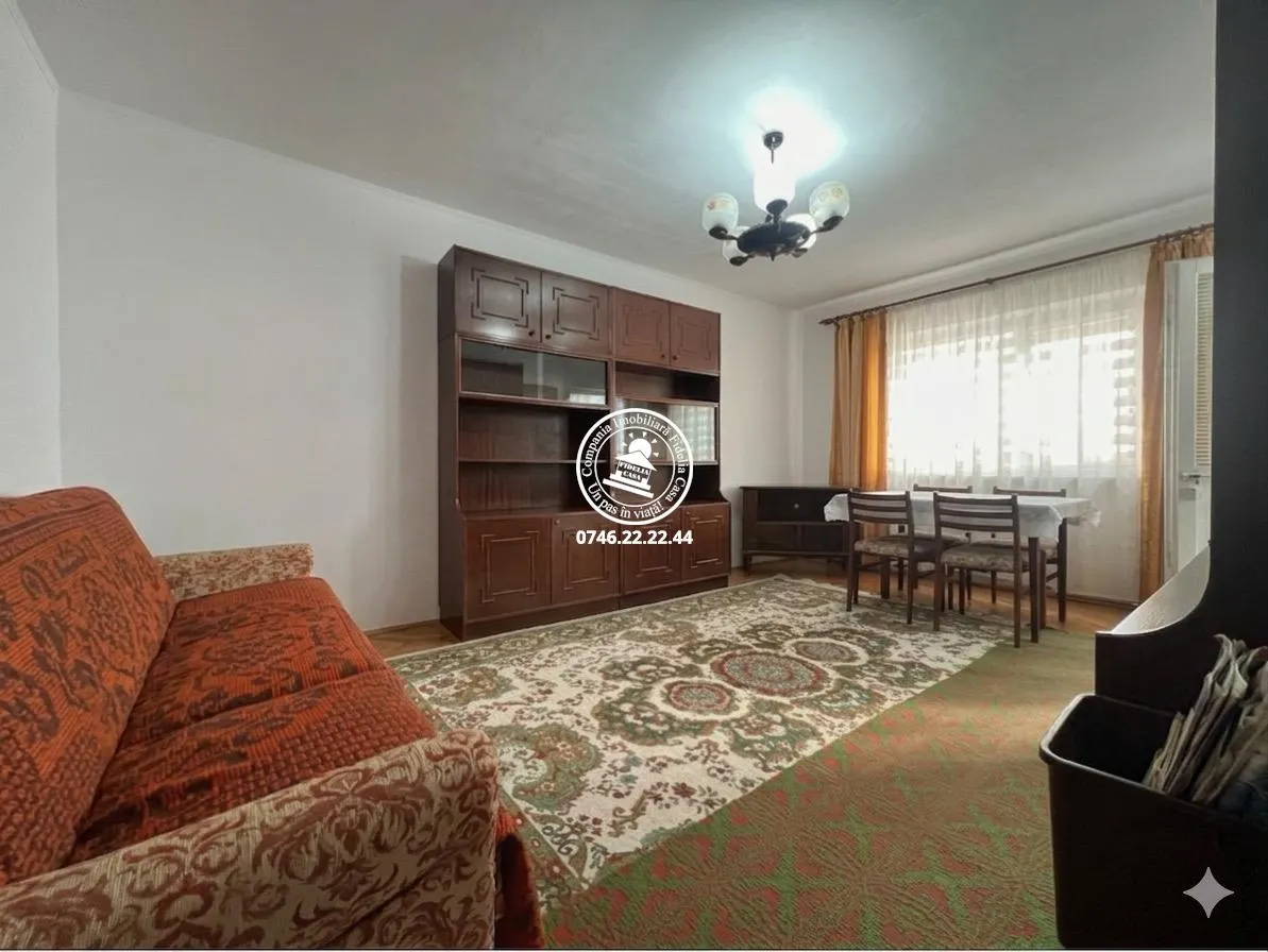 Apartament cu 3 camere decomandat, situat în zona Nicolina 2 â€“ prima parte a cartierului - foto 2
