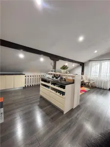 Apartament 3 camere zona Parcului Regina Maria - foto 3