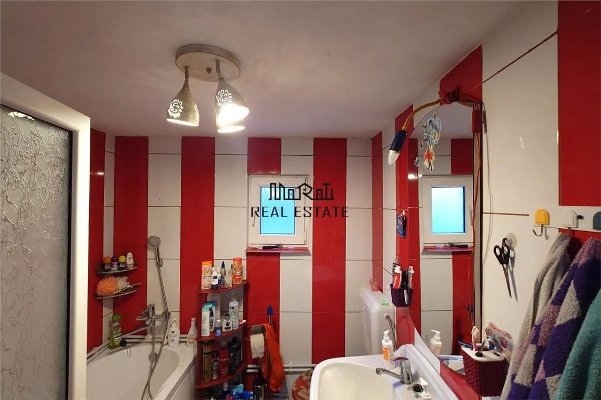 Casa renovata cu acces usor, langa padure - foto 6