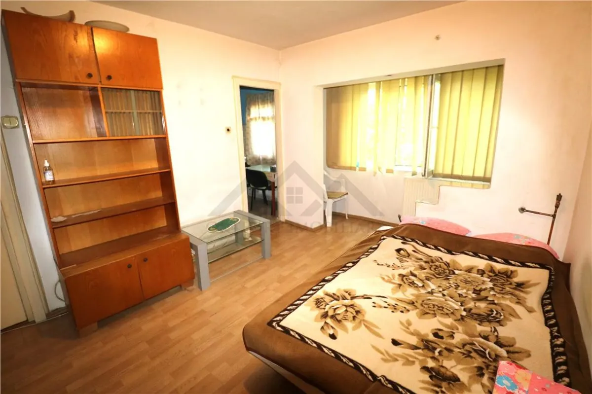 Apartament 1 camera, zona Lipovei - foto 1