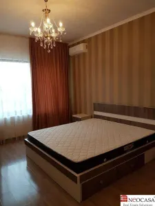 Resedinta exclusivista 370 mp, teren 600 mp, curte amenajata si finisaje premium - foto 14