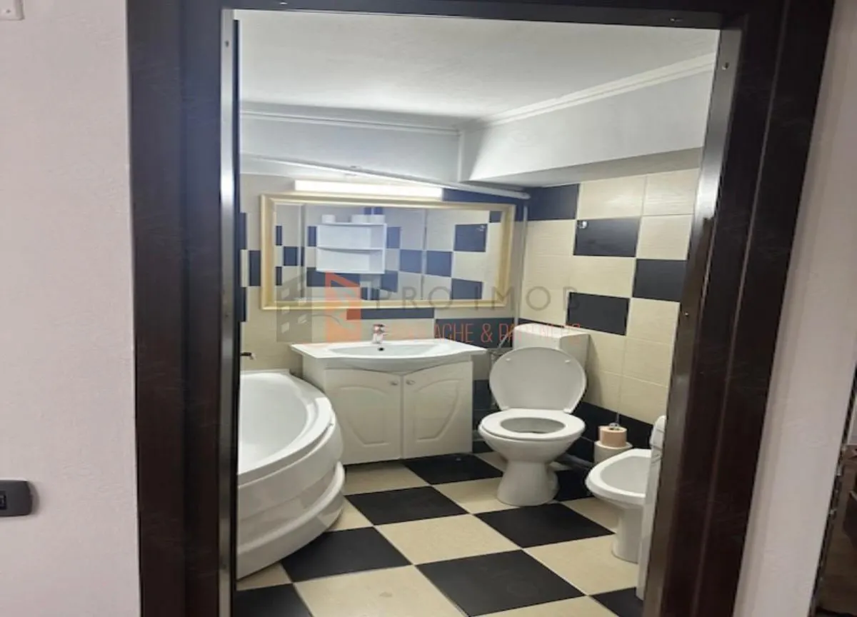 Apartament 2 camere cf 1 semidecomandat zona Unirii-Centru - foto 7