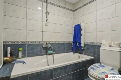 VILA SPLENDIDA DE VANZARE // LIVING DE 75 MP // 100 MP TERASE - foto 24