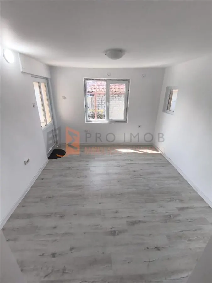 Casa tip parter zona Pietroasele-Saranga - foto 3