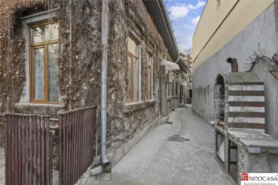 CASA DE VANZARE IN POZITIE CENTRALA - OPORTUNITATE DE EXTINDERE - foto 2