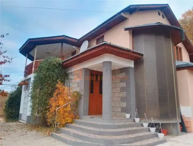 Casa de vacanta tip P+M zona Berca - Berca
