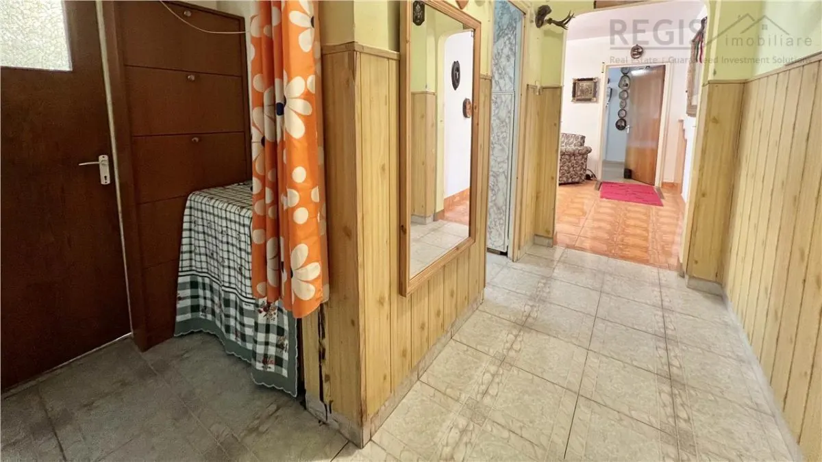 Apartament de vanzare 3 camere cu pivnita mare, Astra, Brasov - foto 14