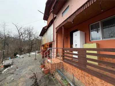 Casa tip P+1  zona Gura Tegii - Gura Teghii