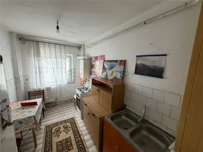 Apartament 2 camere cf 1 decomandat zona Crang 2 - foto 3