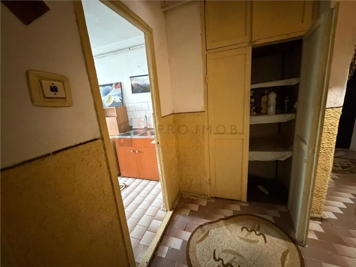 Apartament 2 camere cf 1 decomandat zona Crang 2 - foto 5