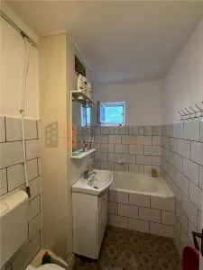 Apartament 2 camere cf 1 decomandat zona Micro 5 - foto 13