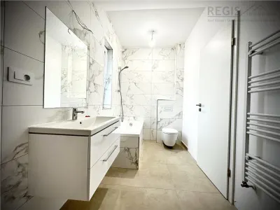 2 camere 96 mp, 2 bai, vedere spectaculoasa â€“ Rasnov - foto 12