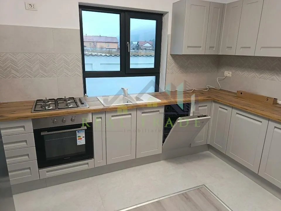 Casa noua 4 camere Bunloc, Brasov - foto 2