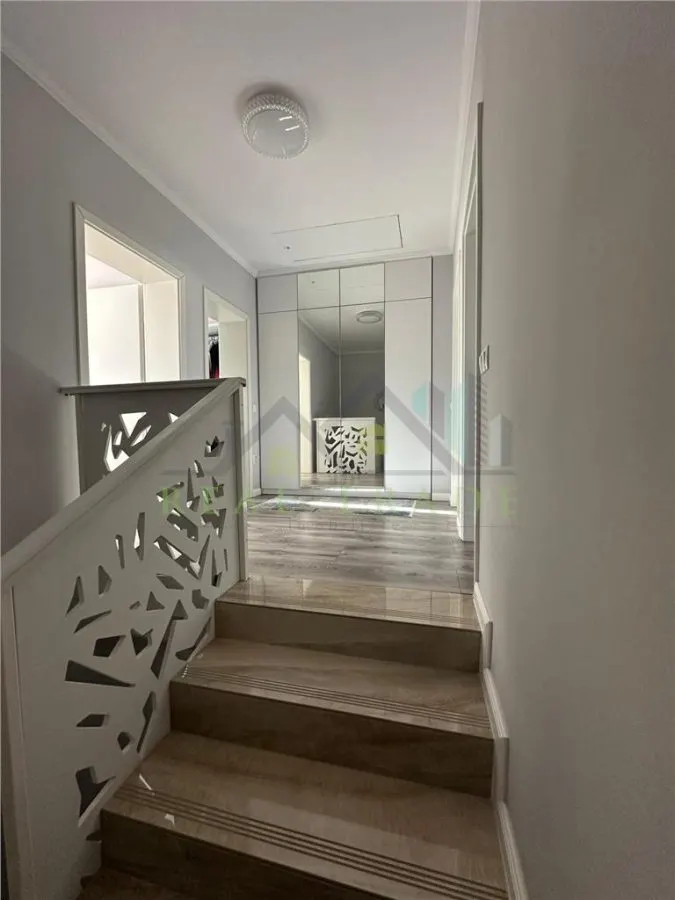 Casa mobilata si utilata Sanpetru - foto 8