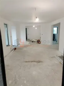 Casa tip parter zona Capatanesti - foto 2