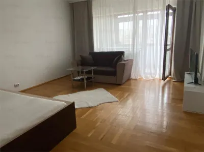Vanzare garsoniera | Mall Vitan - Dristor | 40mp utili | bloc 1990 reabilitat | o pozitie exceptionala | etaj 4 | - foto 9