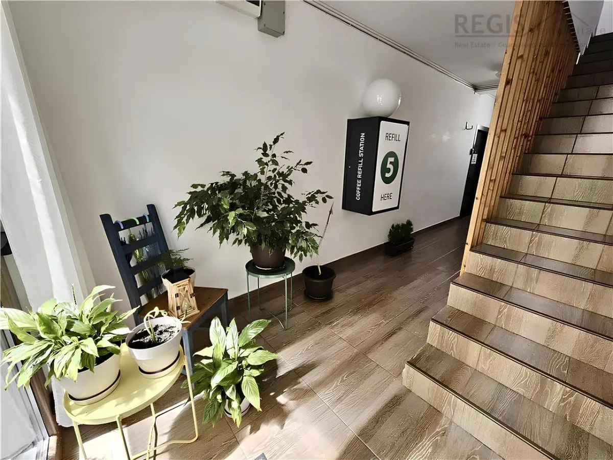 Apartament cu 3 Camere Modern si Central de Inchiriat - foto 11