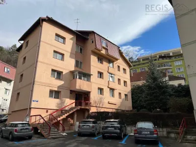 CENTRAL 3 Camere decomandat in bloc tip vila cu 2 Parcari - Brasov