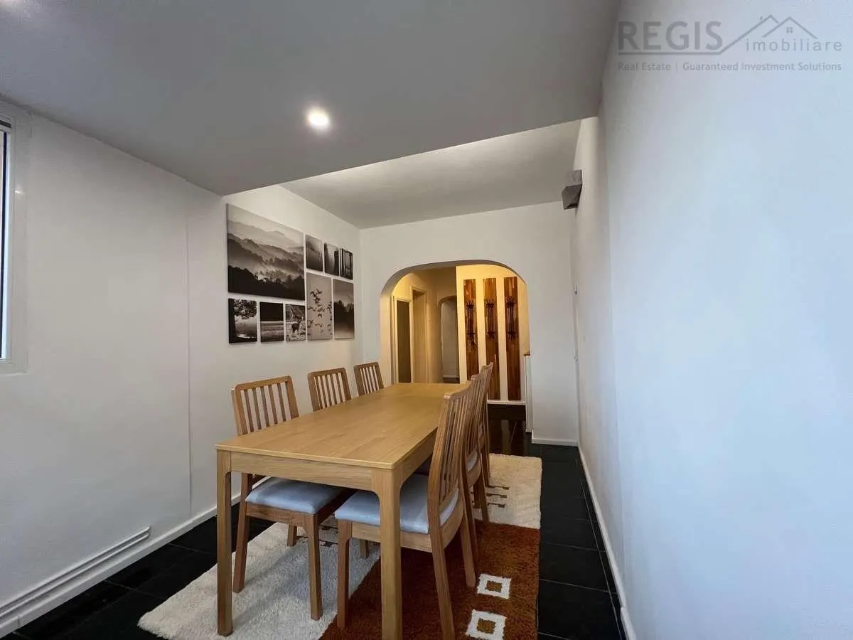 Bloc Vila Central | 3 camere la etaj intermediar cu 2 parcari - foto 14