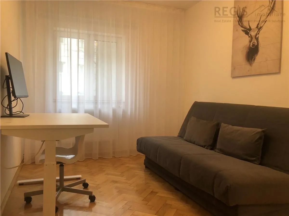Bloc Vila Central | 3 camere la etaj intermediar cu 2 parcari - foto 15