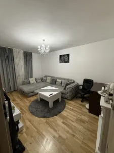 Apartament 2 camere decomandat Racadau- Carpatilor - foto 1