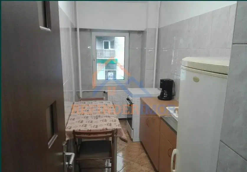 Garsoniera langa metrou Tineretului - foto 8
