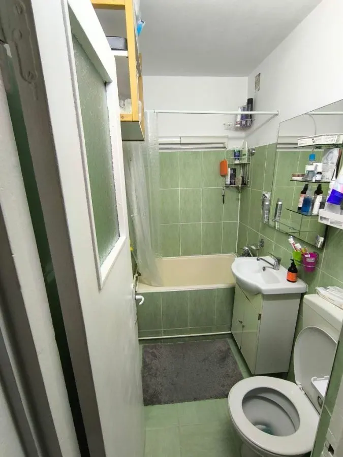 Apartament 2 camere etaj intermediar zona Vlahuta - foto 6