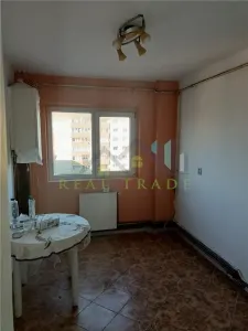 Apartament 4 camere etaj intermediar Craiter - foto 2