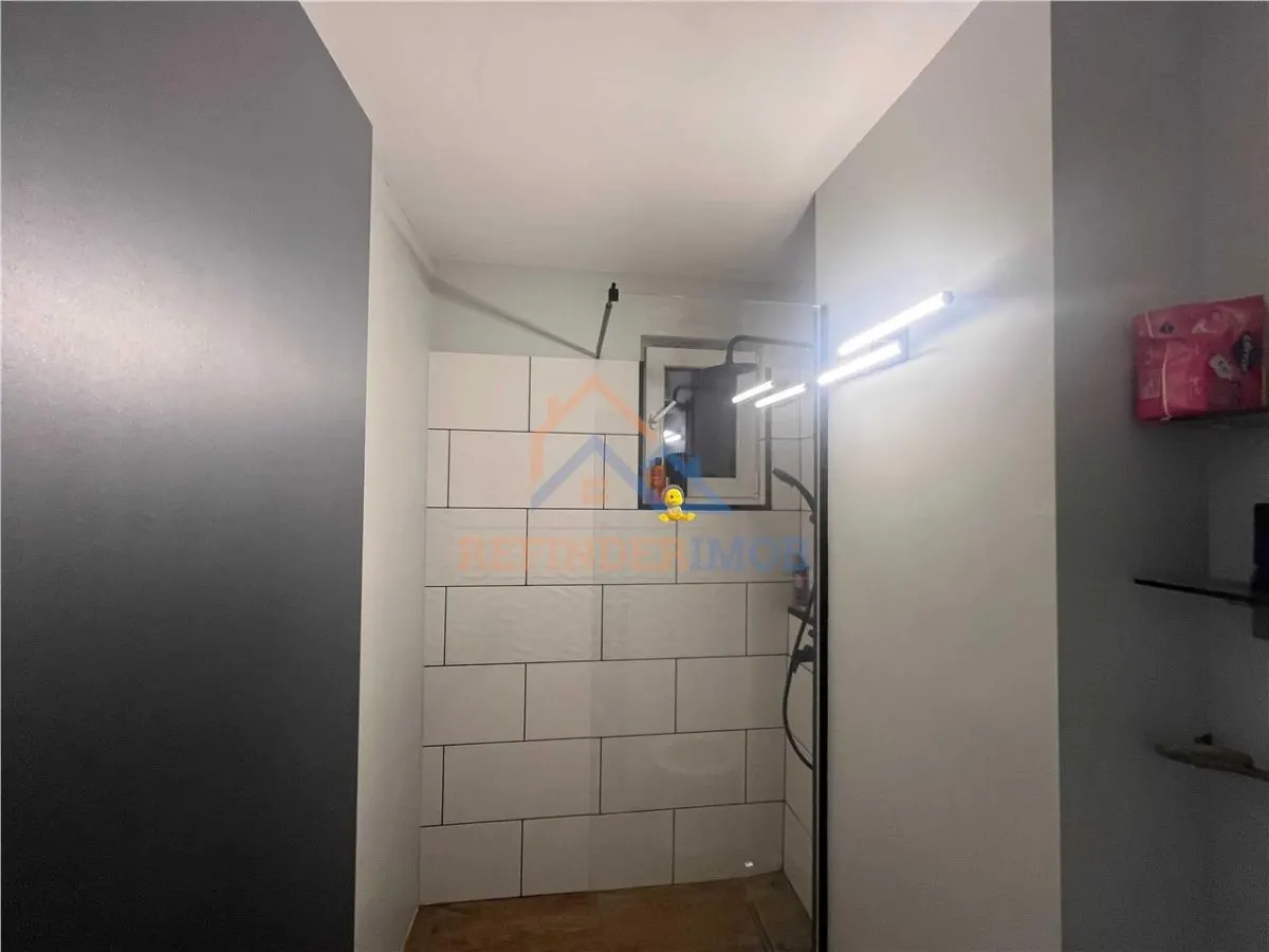 Apartament de vanzare cu 2 camere, zona Baba Novac - foto 5