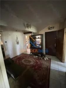 Apartament de vanzare cu 4 camere, zona Ozana - foto 2