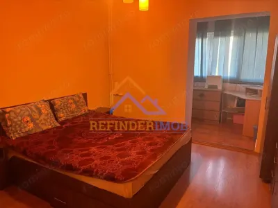 Apartament de vanzare cu 3 camere, zona Unirii - foto 3