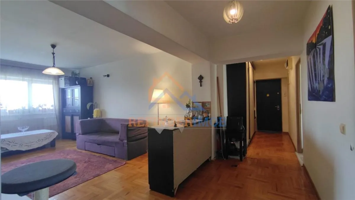 Apartament de 4 camere, zona Basarabia - foto 3