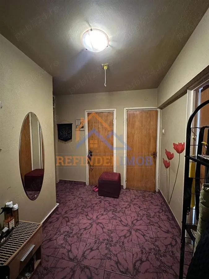 Apartament de vanzare cu 3 camere, zona Dristor - foto 2