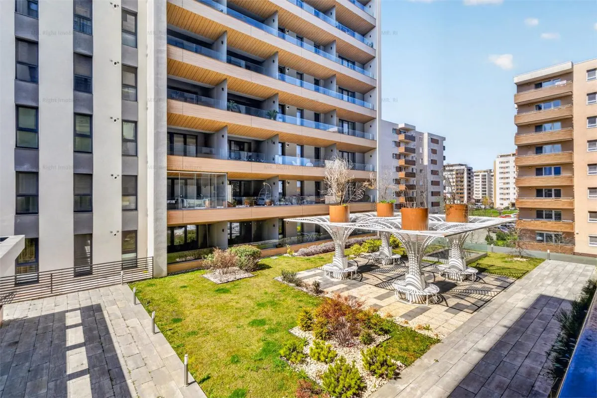 Garsoniera moderna | Qualis 2 | 40 mp + balcon Tractorul Coresi - foto 11