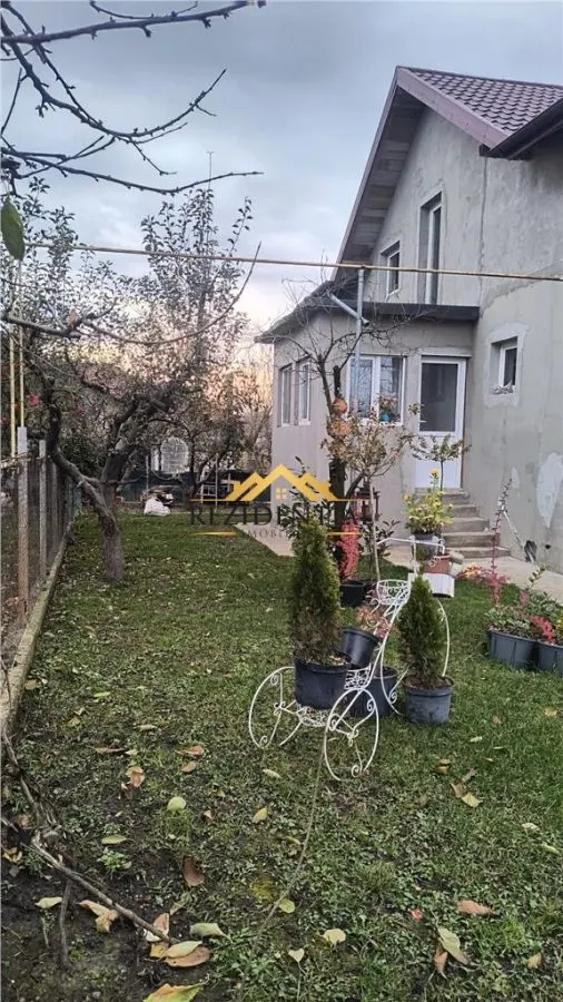 CASA CU ETAJ - CATAMARASTI - foto 1