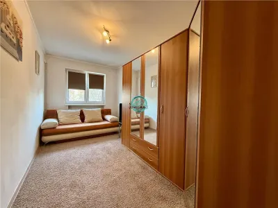 Apartament cu 3 camere de vanzare, bloc izolat, Semicentral - foto 6