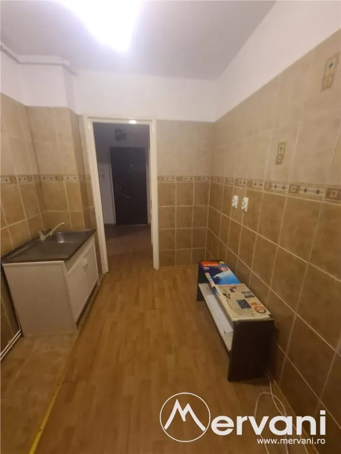 Apartament cu 2 camere de vanzare - Zona Schelelor - foto 7