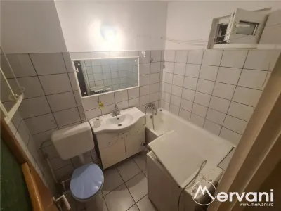 Apartament cu 2 camere de vanzare - Zona Schelelor - foto 8