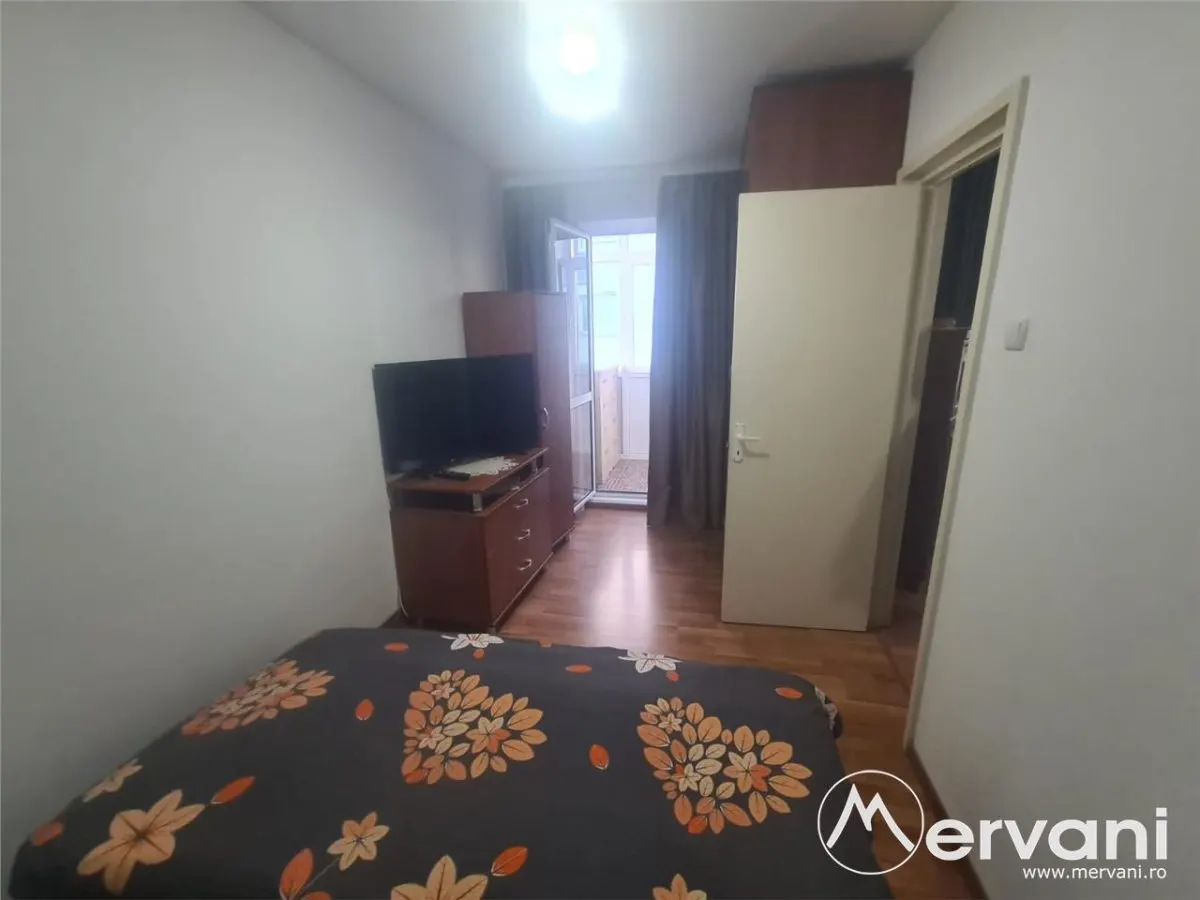 Apartament cu 2 camere de vanzare -Zona Cuza - foto 5