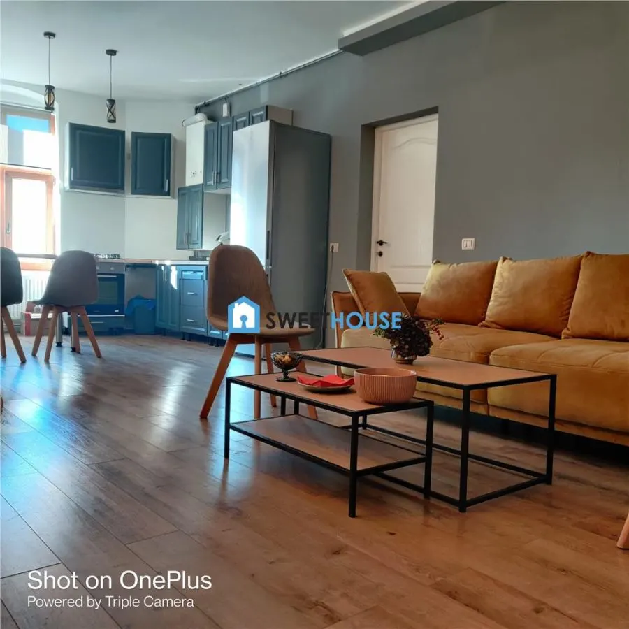 APARTAMENT IN CASA LUX - foto 3