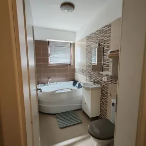 Apartament 1 Cameră â€“ Zona Baza 3 - foto 8