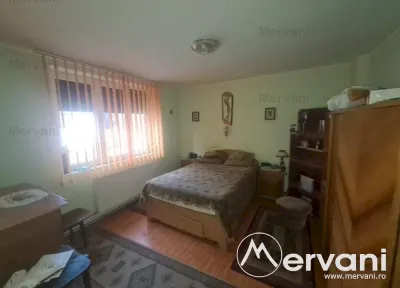 Apartament cu 3 camere de vanzare in Campina - foto 5