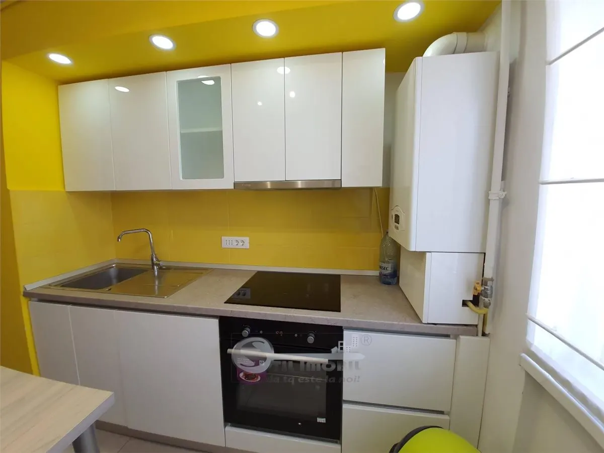Apartament 3 camere (2 dormitoare + living open space) â€“ Ultracentral, ideal investiție â€“ Iași, Bd. Independenței - foto 3
